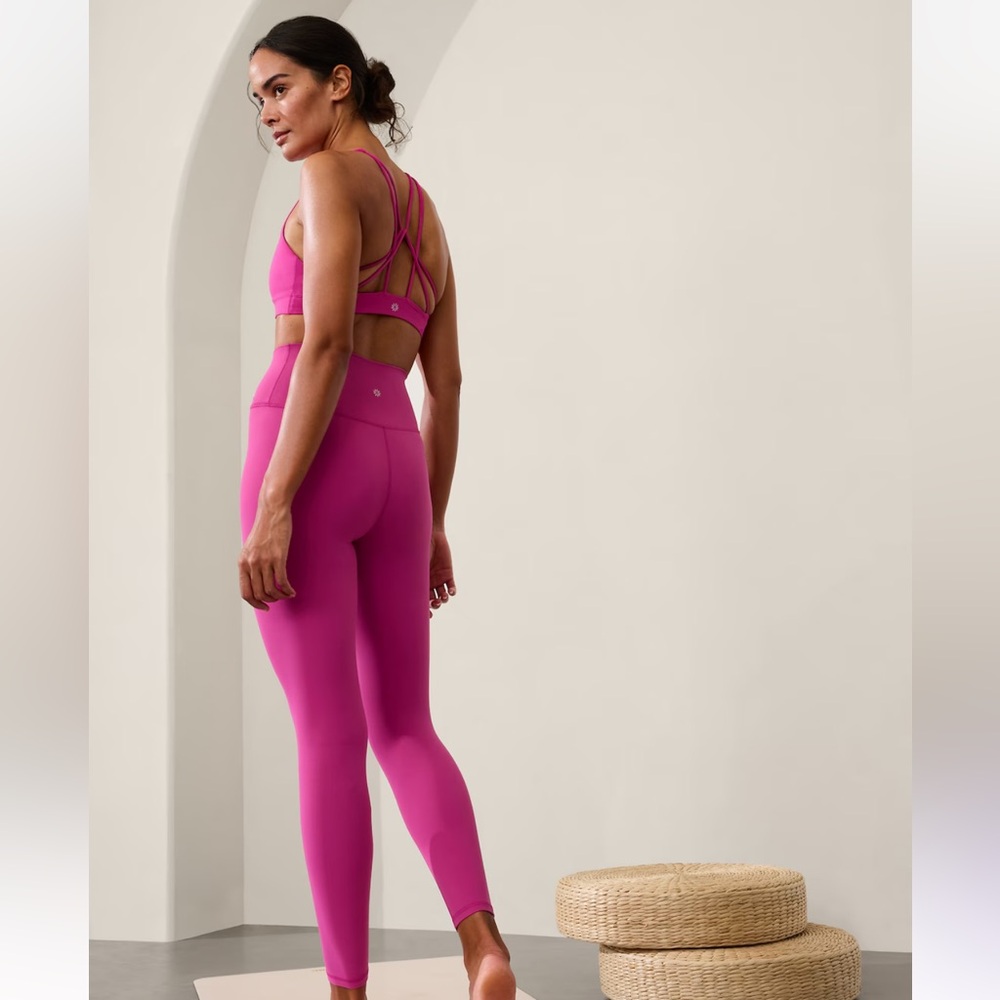 Athleta Transcend Crossover 7/8 Tight